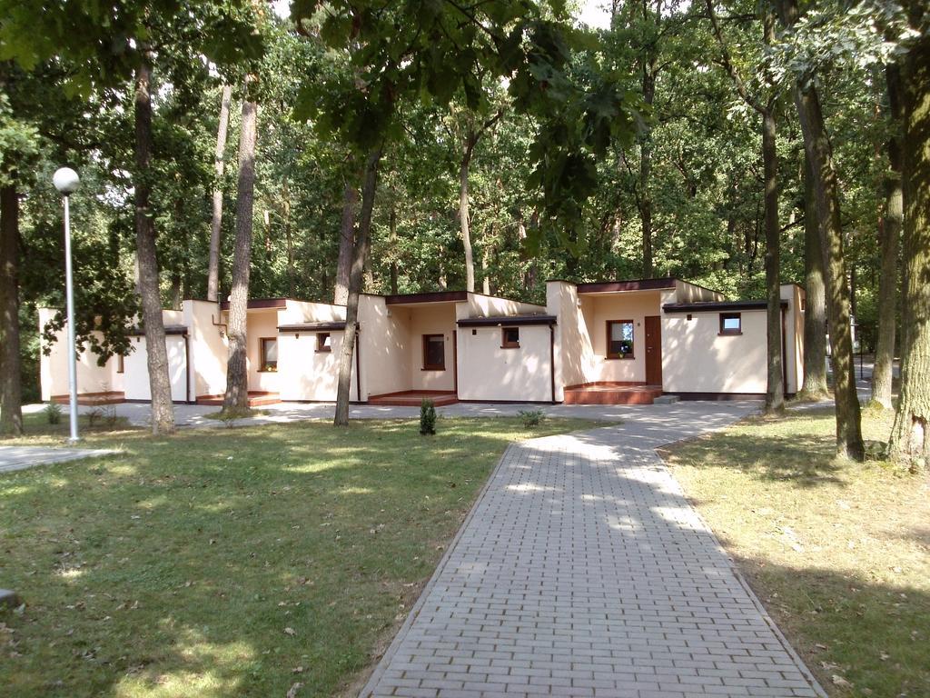 Отель Osrodek Wypoczynkowy Forest Люблин Экстерьер фото